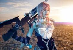 王者荣耀周瑜出装，火焰掌控者的装备智慧与实战解析